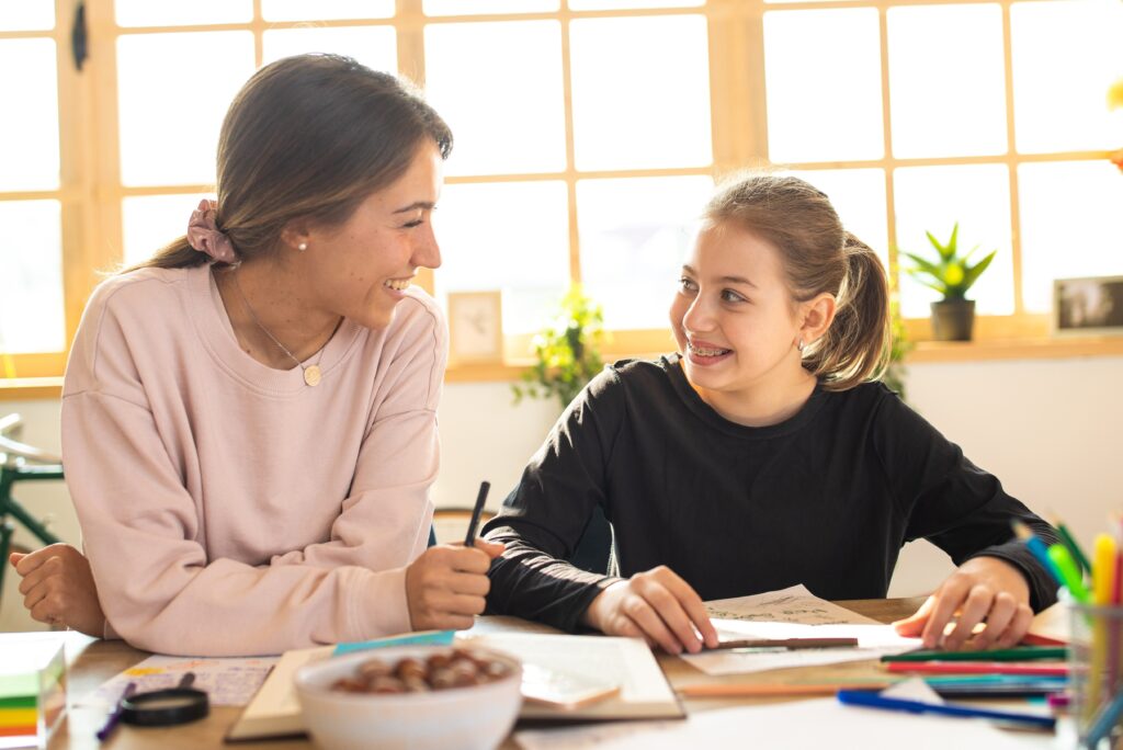 mathe_nachhilfe_lehrerin mit Kind
